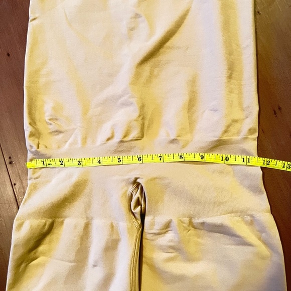 SKIMS Cream Halter Jumpsuit - Picture 5 of 6